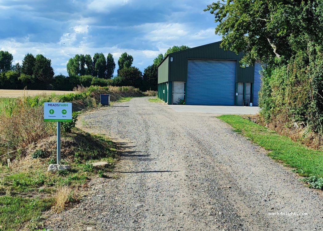 Meads Farm — foto 2