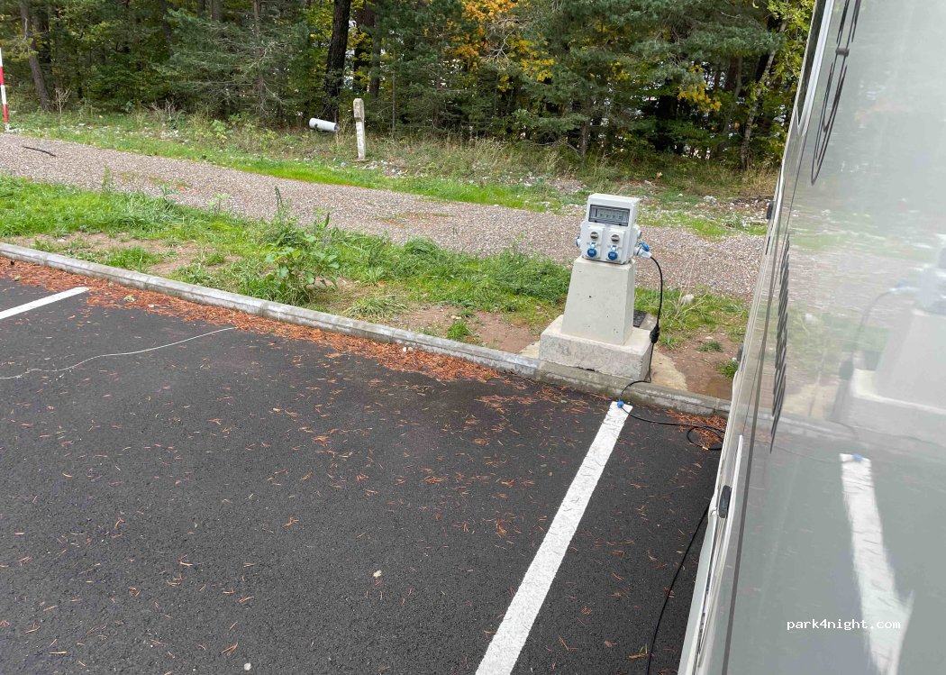 (22880) Canfranc-Estación - 6 Calle Felipe V — foto 4