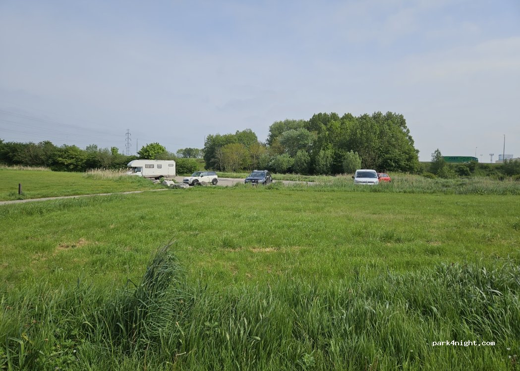 (59760) Grande-Synthe - Unnamed road — foto 3