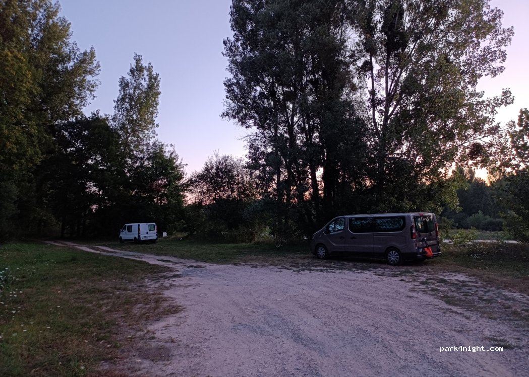 (41110) Mareuil-sur-Cher - — foto