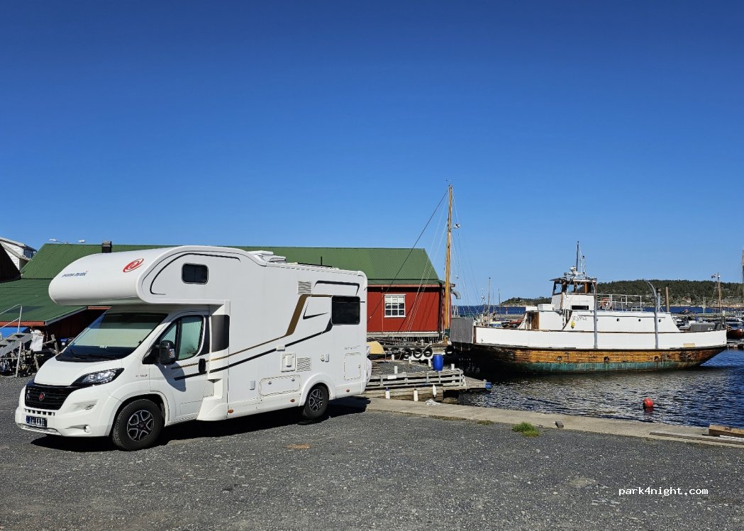 (4950) Risør - 30 Buvikveien — foto 3