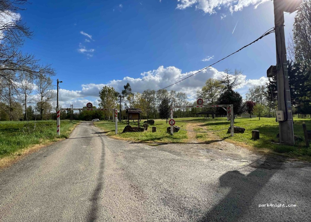 (33490) Saint-Pierre-d'Aurillac - Le Siron E — foto 4