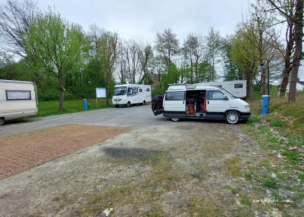 Wohnmobilhafen am Kurhaus | Bad Zwesten — foto 4