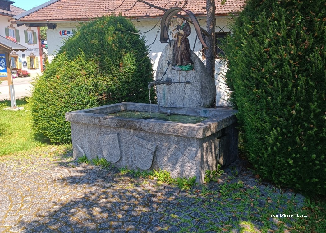 (82494) Krün - 1 Kirchplatz — foto