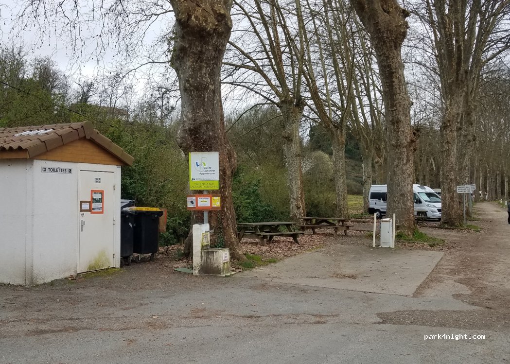 (47430) Caumont-sur-Garonne - D143 — foto 2