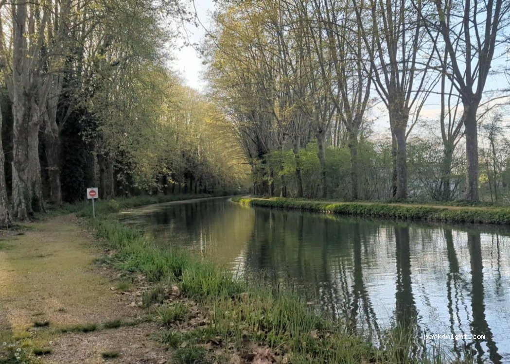 (47430) Caumont-sur-Garonne - D143 — foto 4
