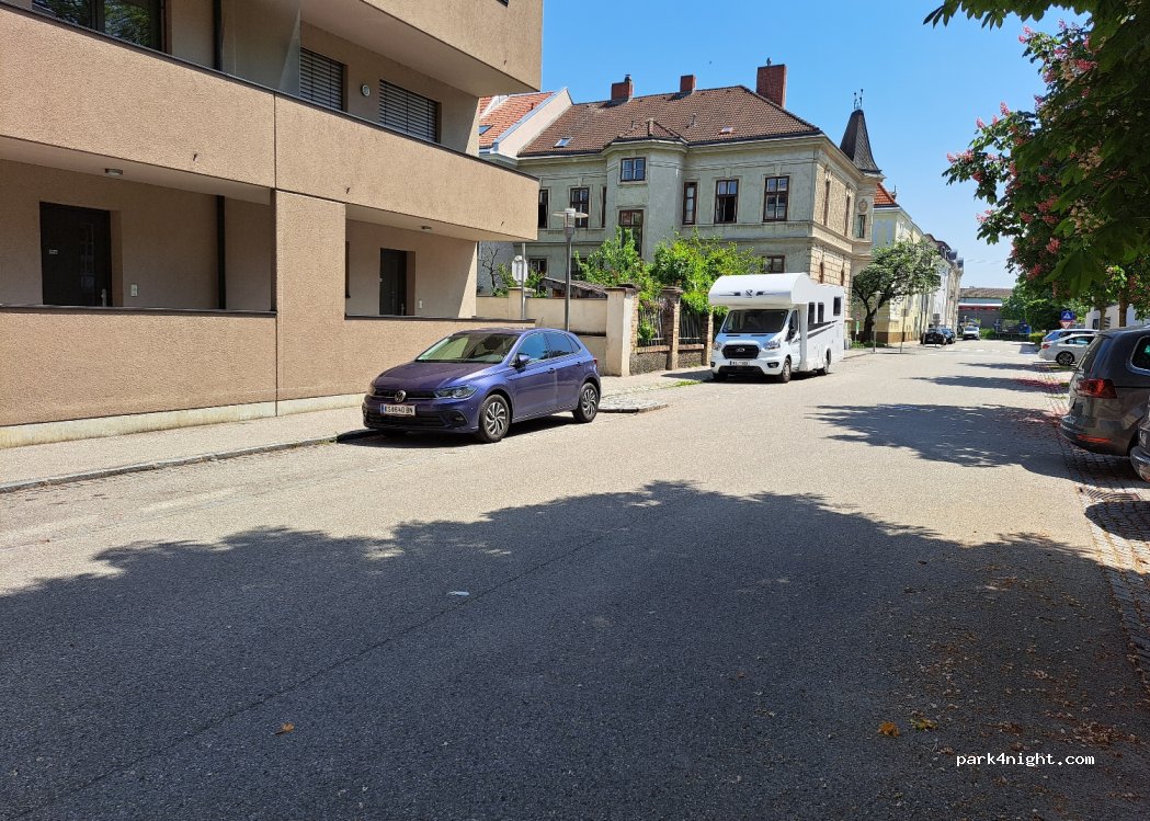 (3500) Krems an der Donau - 3 Hamerlingstraße — foto 2