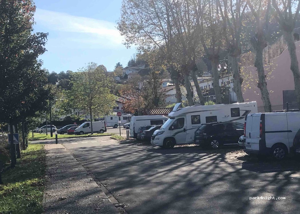 (64240) Hasparren - Place Harana — foto 4