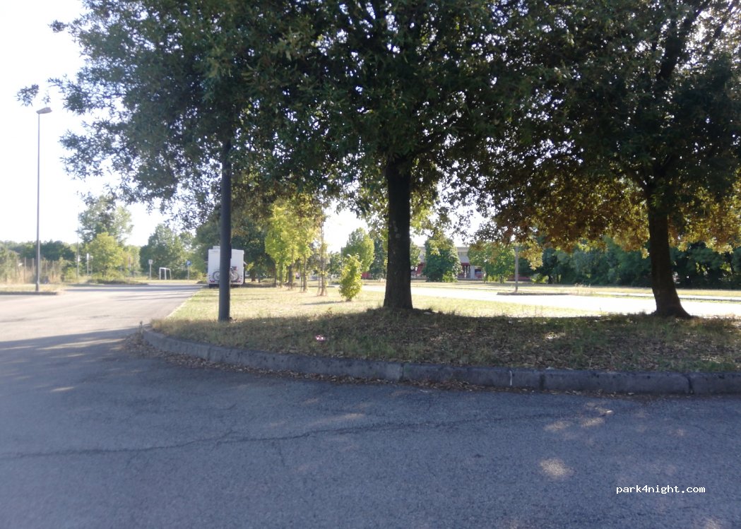 (31100) Treviso - 31 Via 33° Reggimento Artiglieria — foto 2