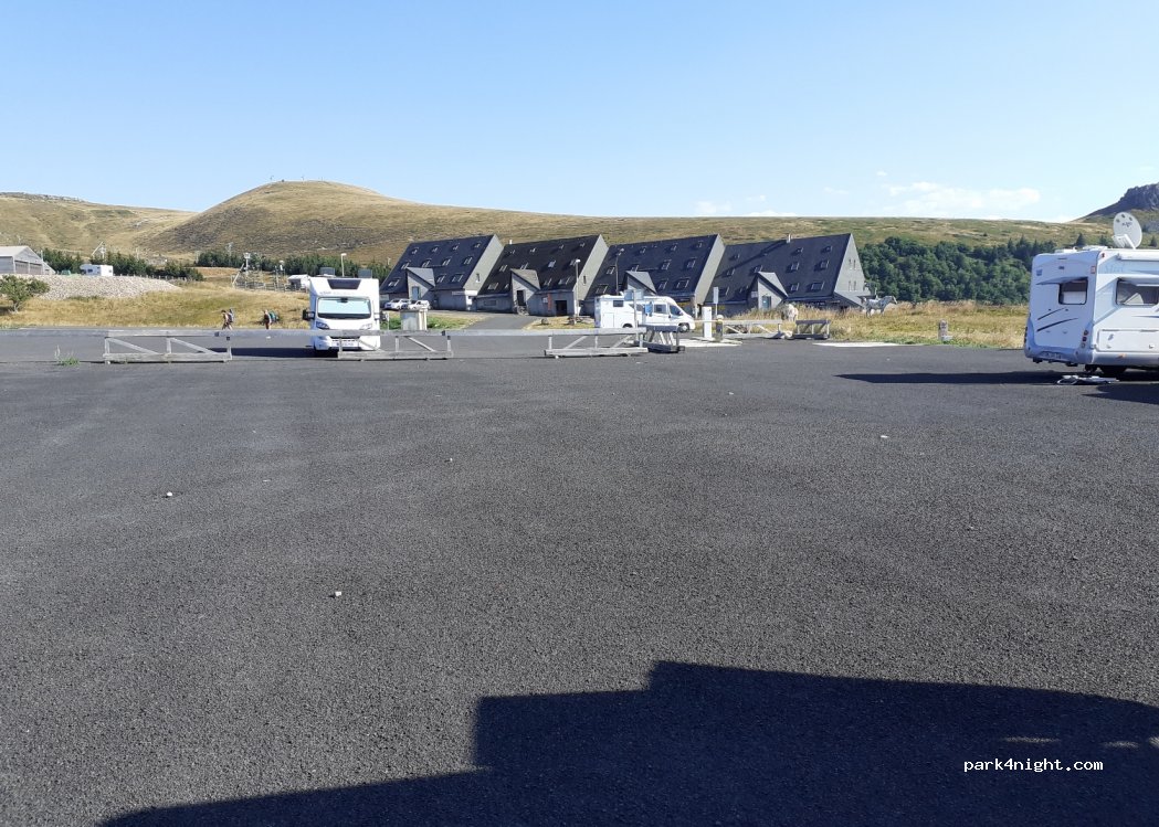 Aire de bivouac de Chastreix-Sancy — foto