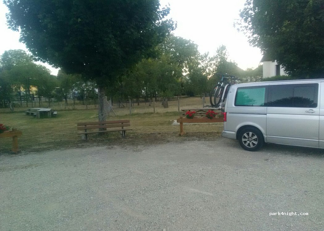 (25360) Lanans - 1 Rue de la Mairie — foto