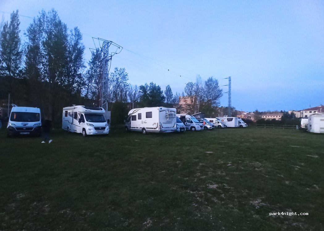 (44580) Valderrobres - 36 Calle Lope de Vega — foto 5