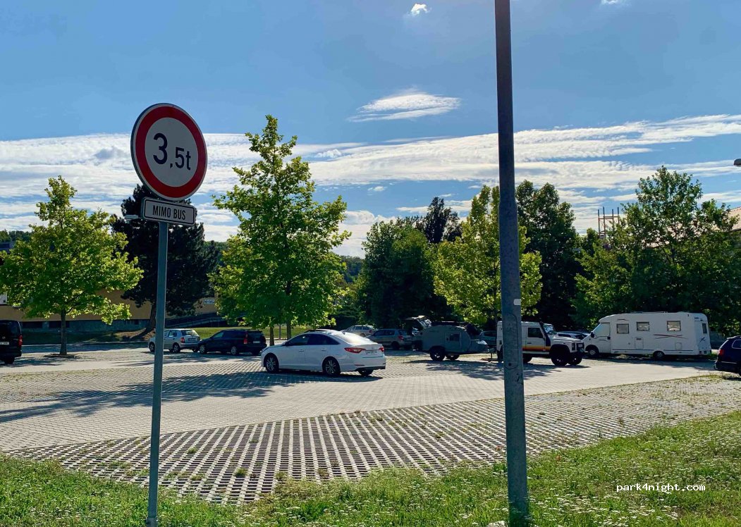 (284 01) Kutná Hora - 2 U Lazara — foto 2
