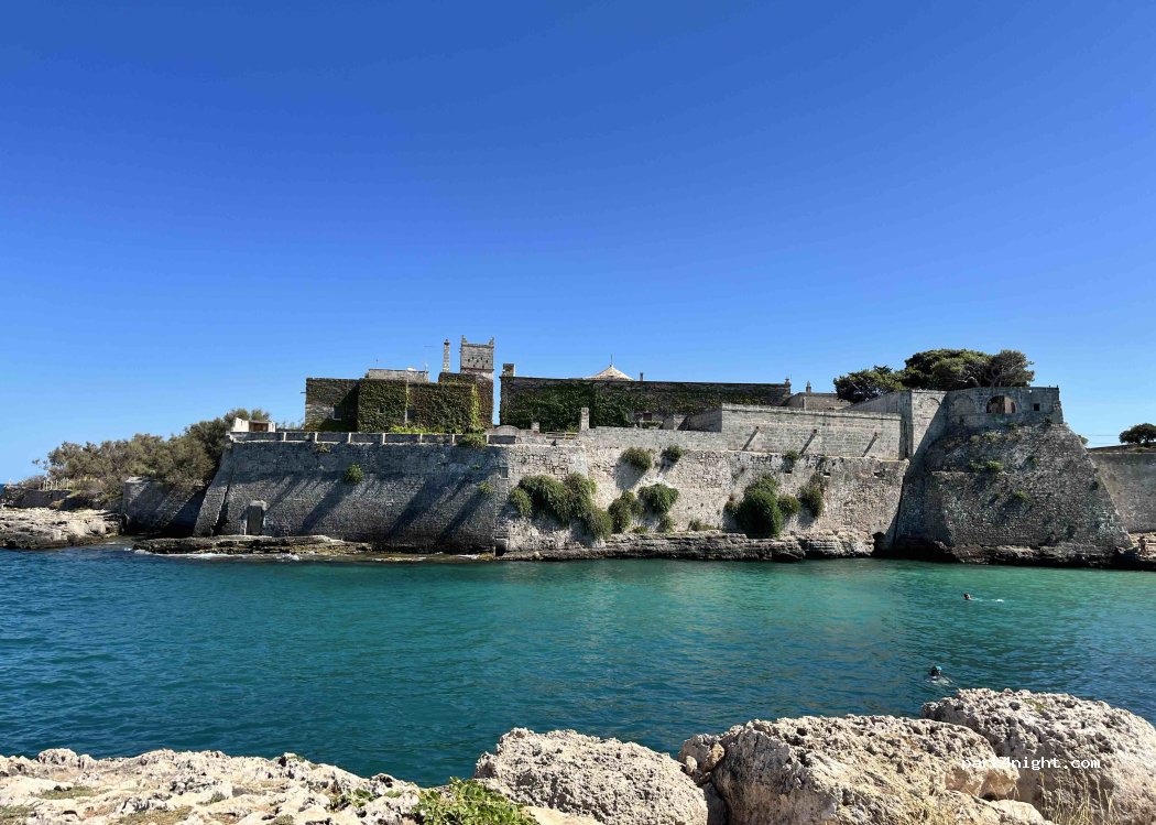 (70043) Monopoli - Unnamed road — foto