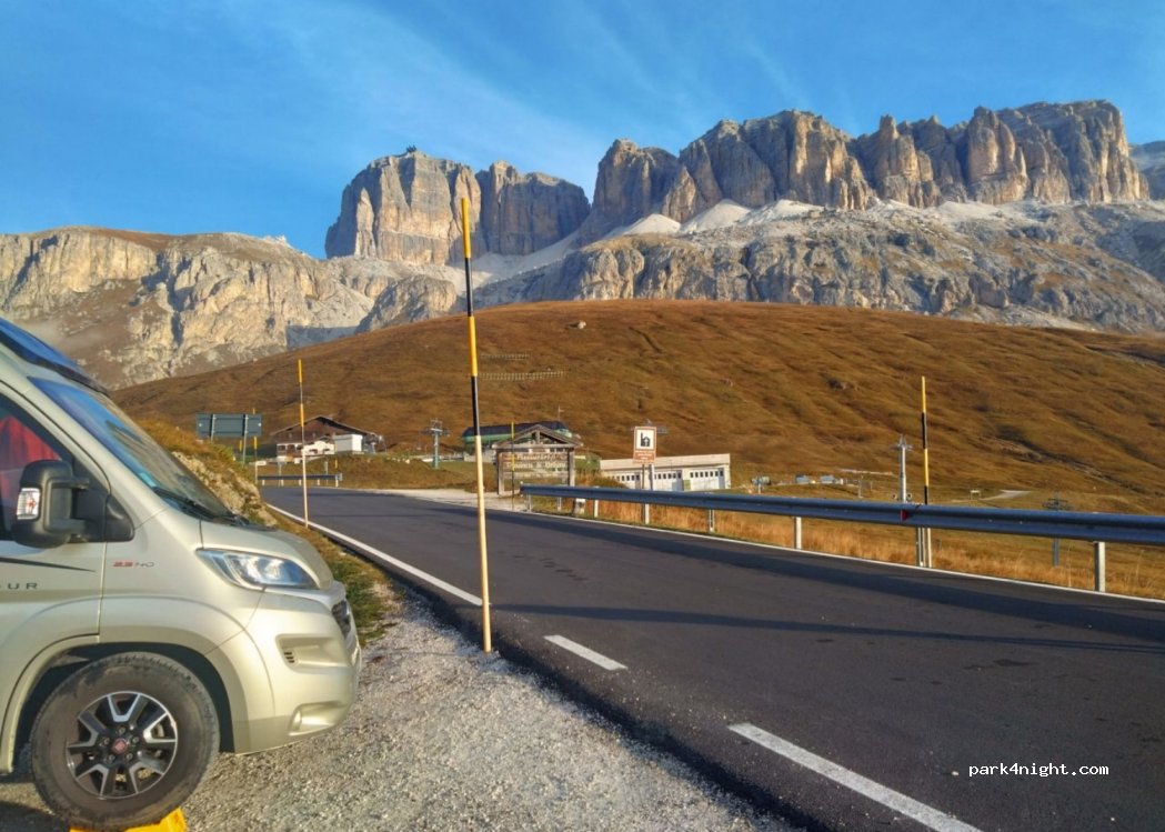 (38032) Livinallongo del col di lana - 2 Strada Dolomites — foto