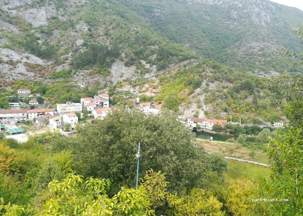 (81000) Rijeka Crnojevića - Unnamed Road — foto 2