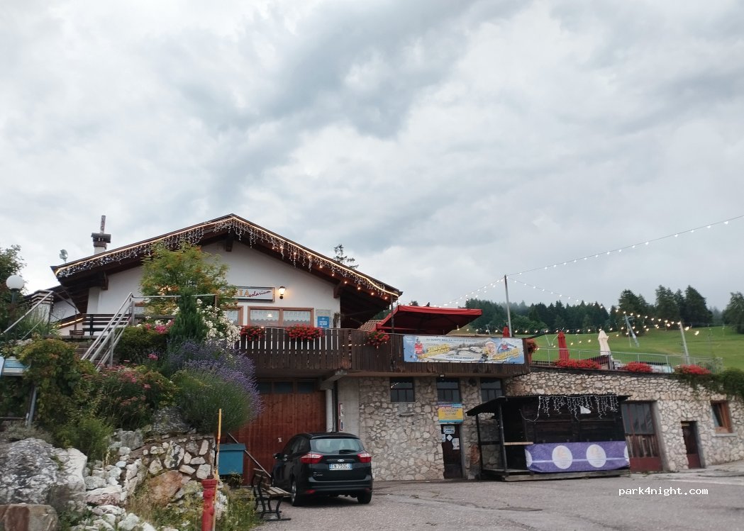 Area sosta camper Malga Predaia — foto 5