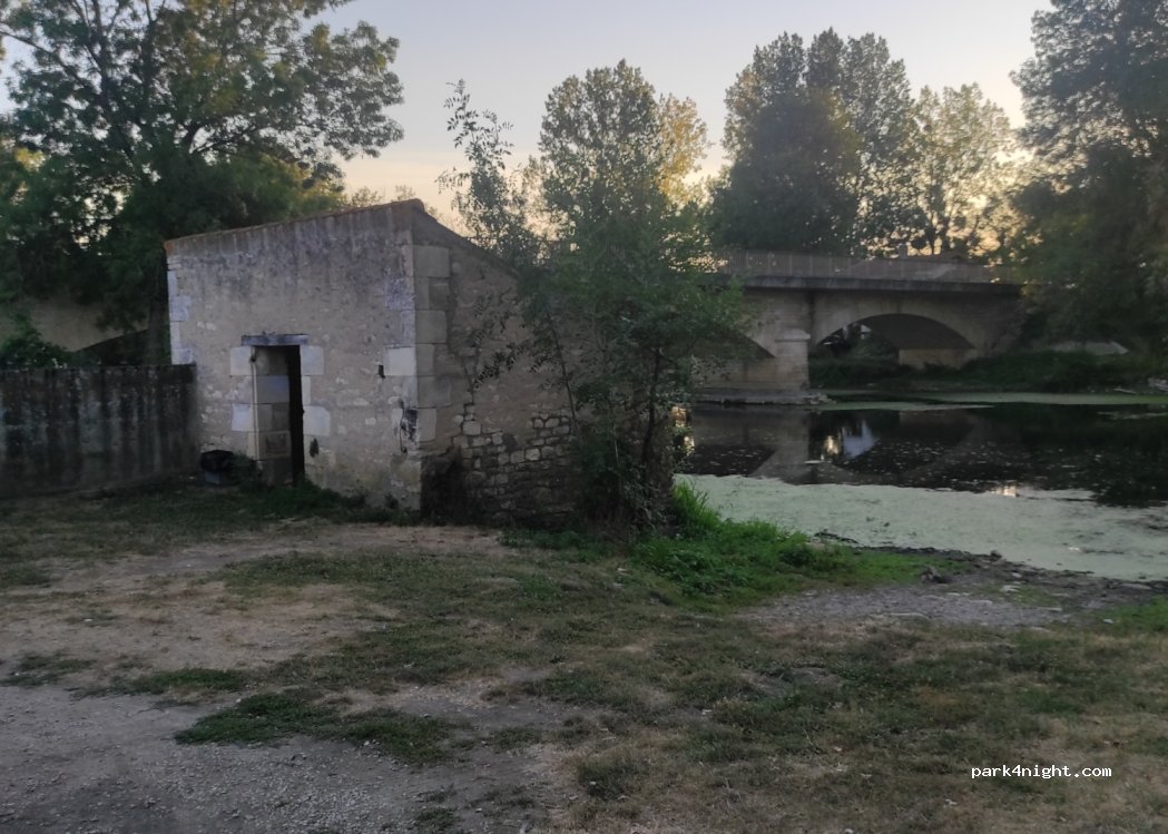 (86360) Chasseneuil-du-Poitou - 59 Rue du Clain — foto 2