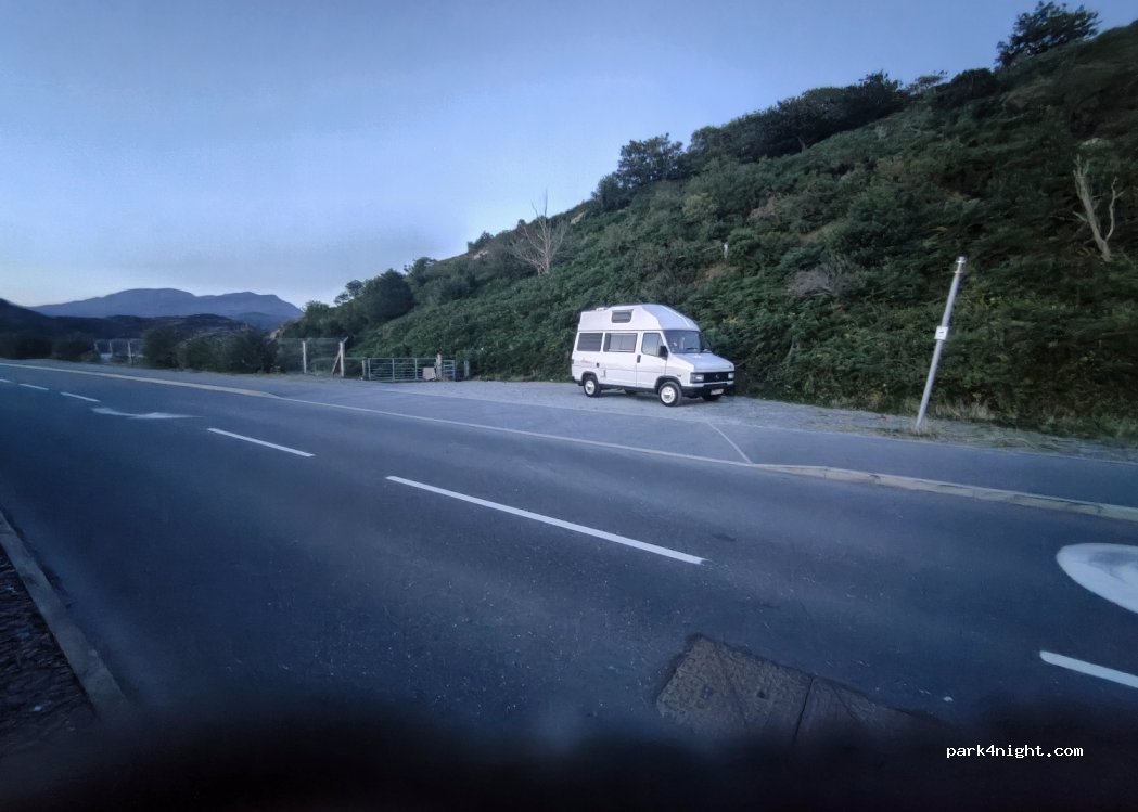 (LL48 6LT) Penrhyndeudraeth - — foto