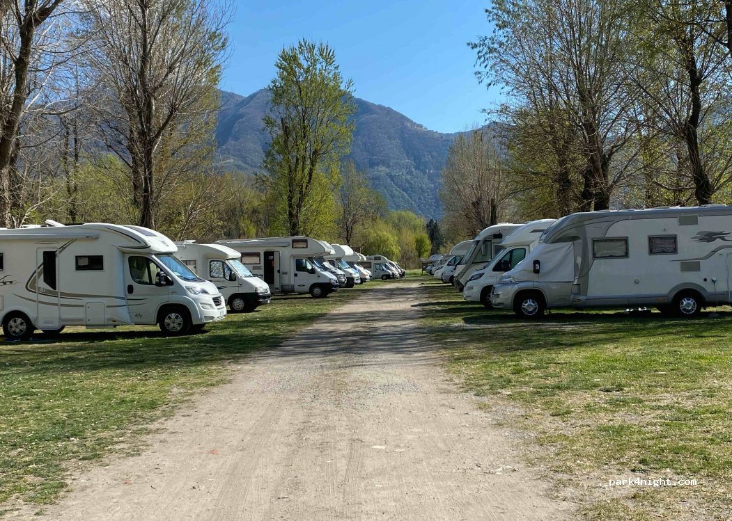 Area Sosta Camper Costa Volpino — foto 3