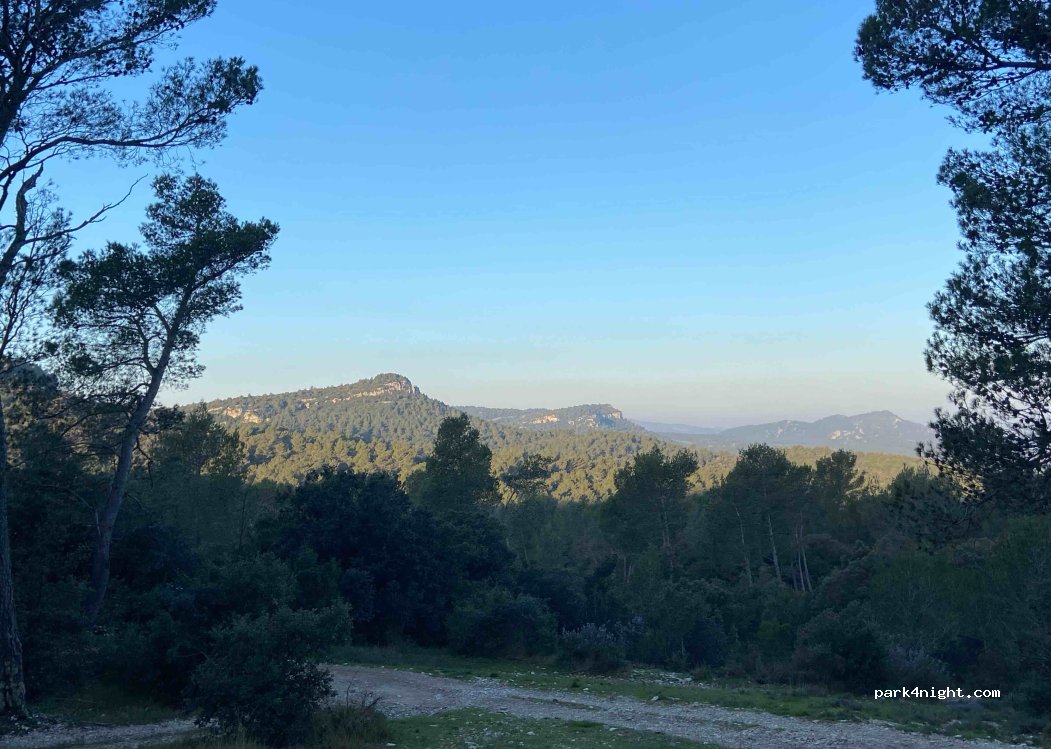 (13780) Cuges-les-Pins - — foto 3