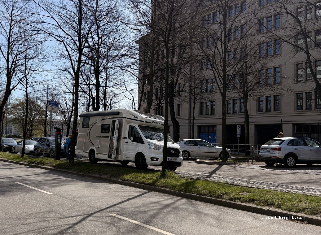 (20354) Hamburg - Esplanade — foto 5