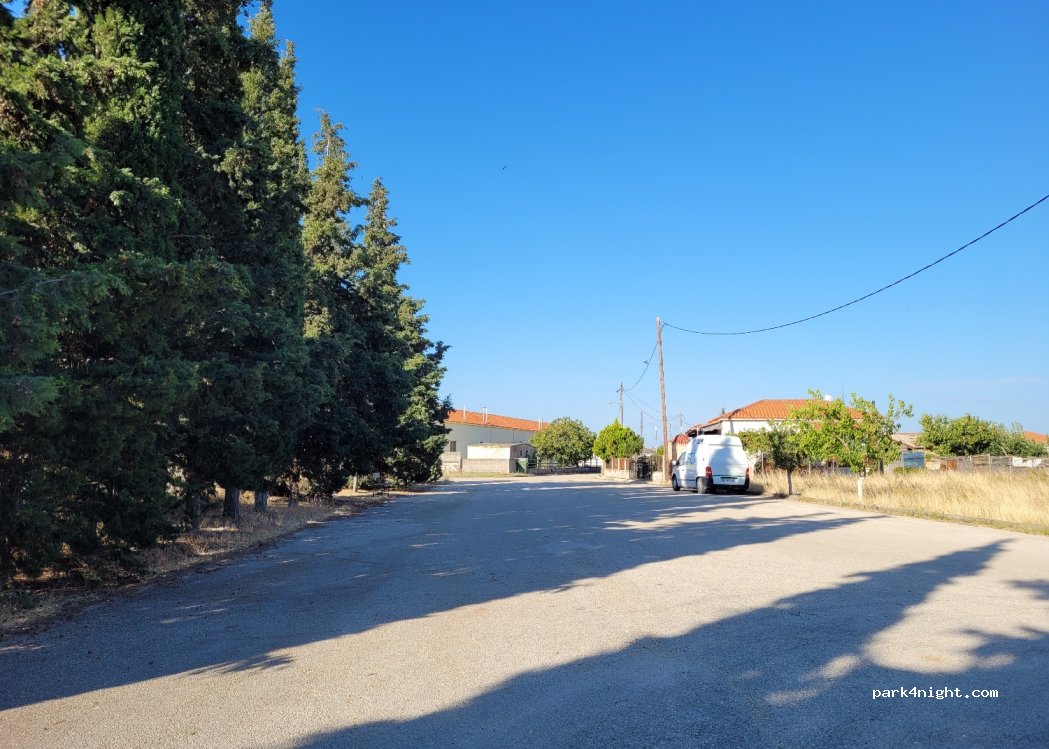 (681 00) Loutra Traianoupoleos - Unnamed road — foto