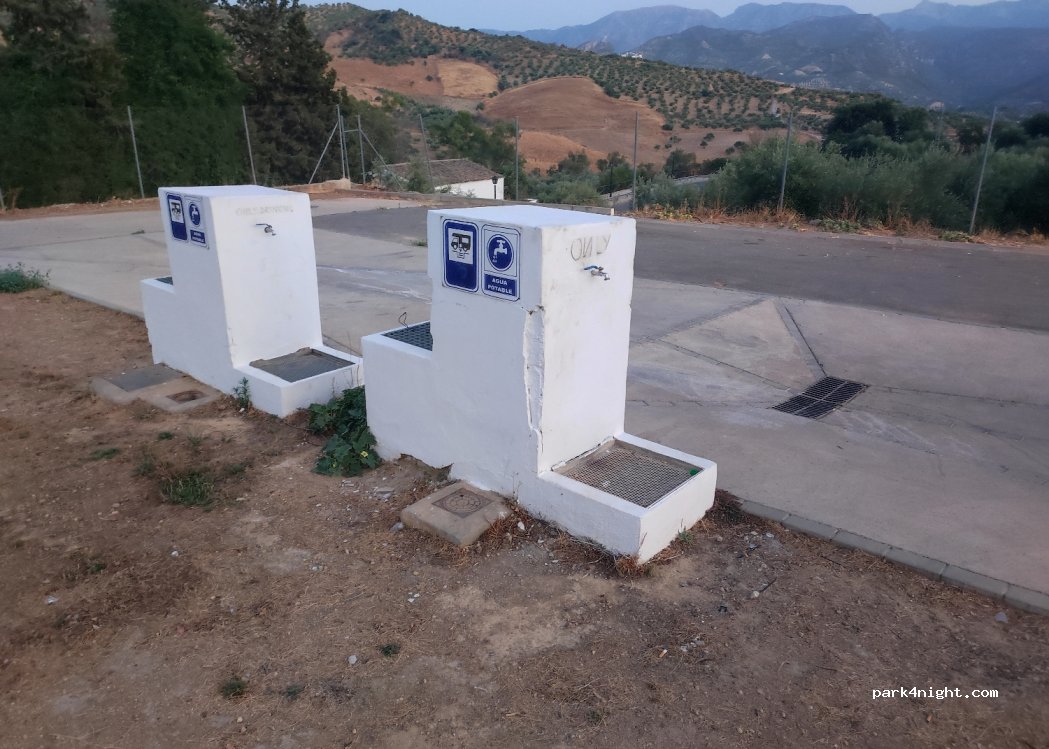 Area de Autocaravanas Algodonales — foto