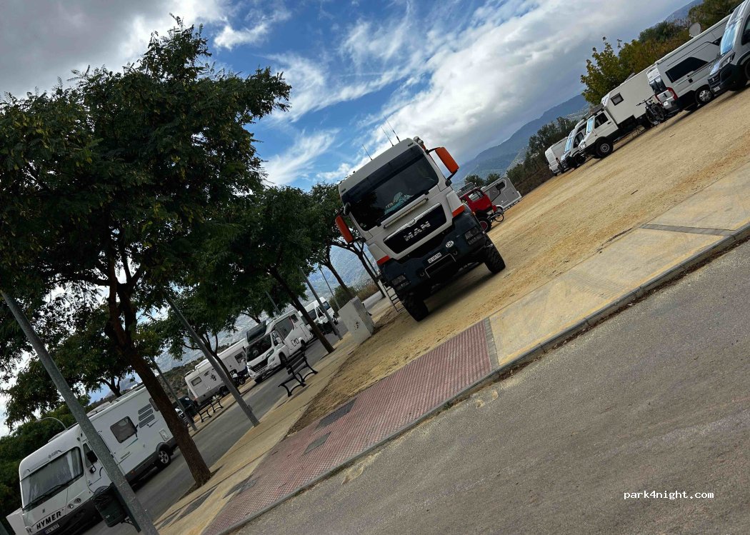 Area de Autocaravanas Algodonales — foto 5