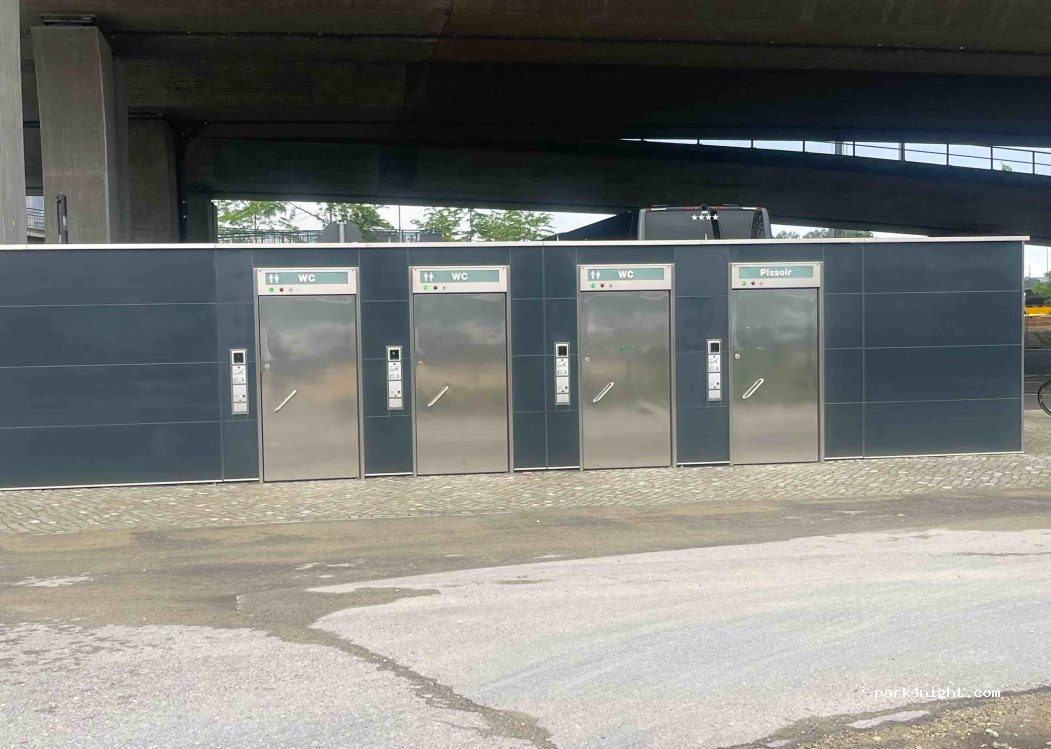 (78467) Konstanz - P+R Bodenseeforum — foto 3