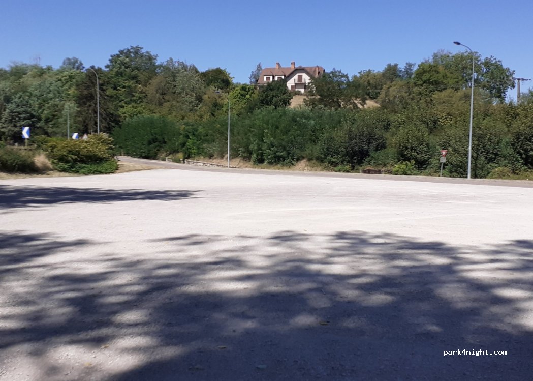 (70100) Arc-lès-Gray - 1 Rue du Port du Poirier — foto 2