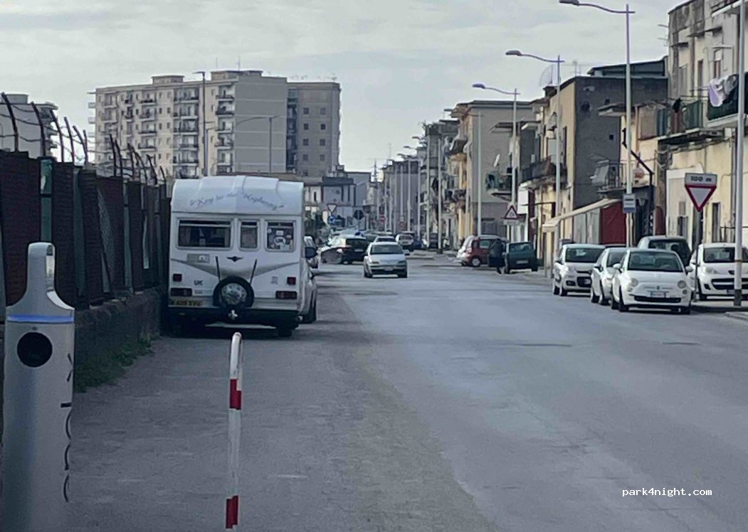 (80058) Torre Annunziata - 149 Via Plinio — foto 2