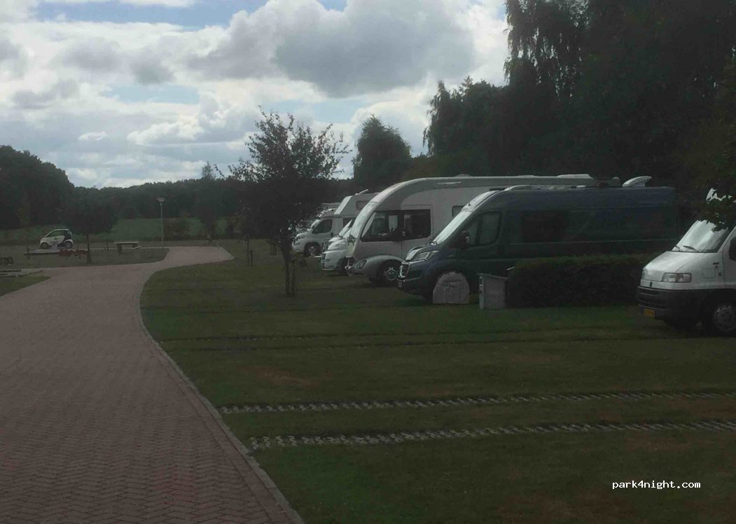 Camperplaats Stoutenburght — foto 2