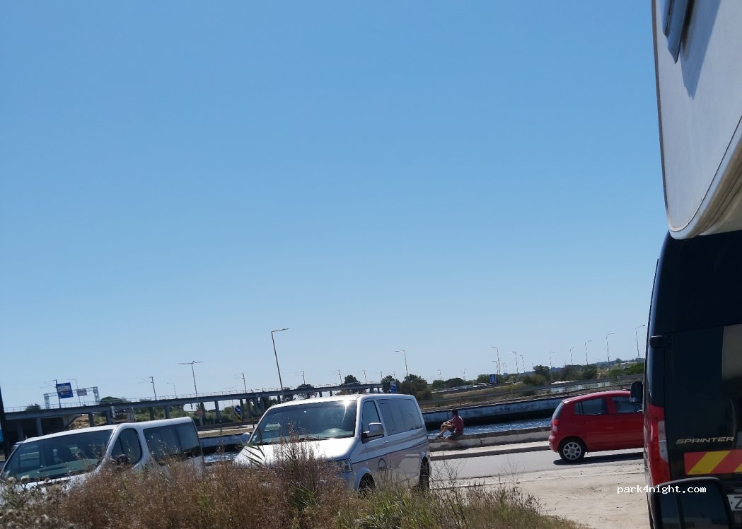 (3800-350) Aveiro - 4 Rua Doutor Bernardino Machado — foto 3