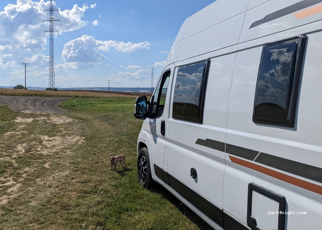 (568 02) Kamenná Horka - Unnamed Road — foto