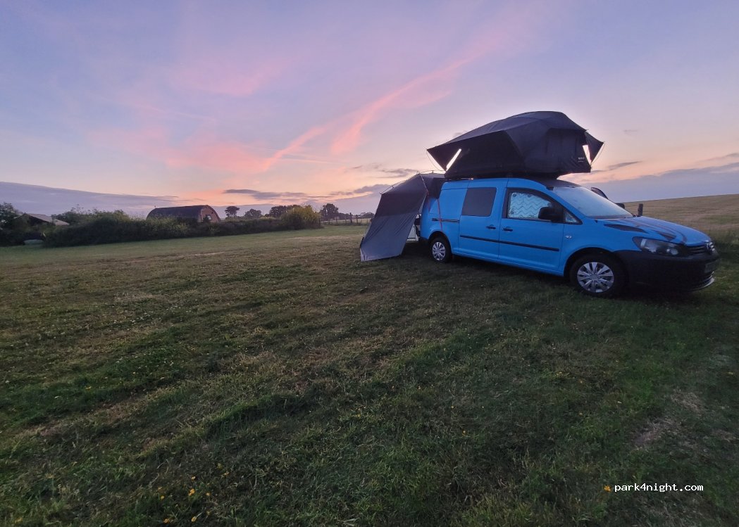 Coastal Holidays- Lower bodannon glamping — foto 2