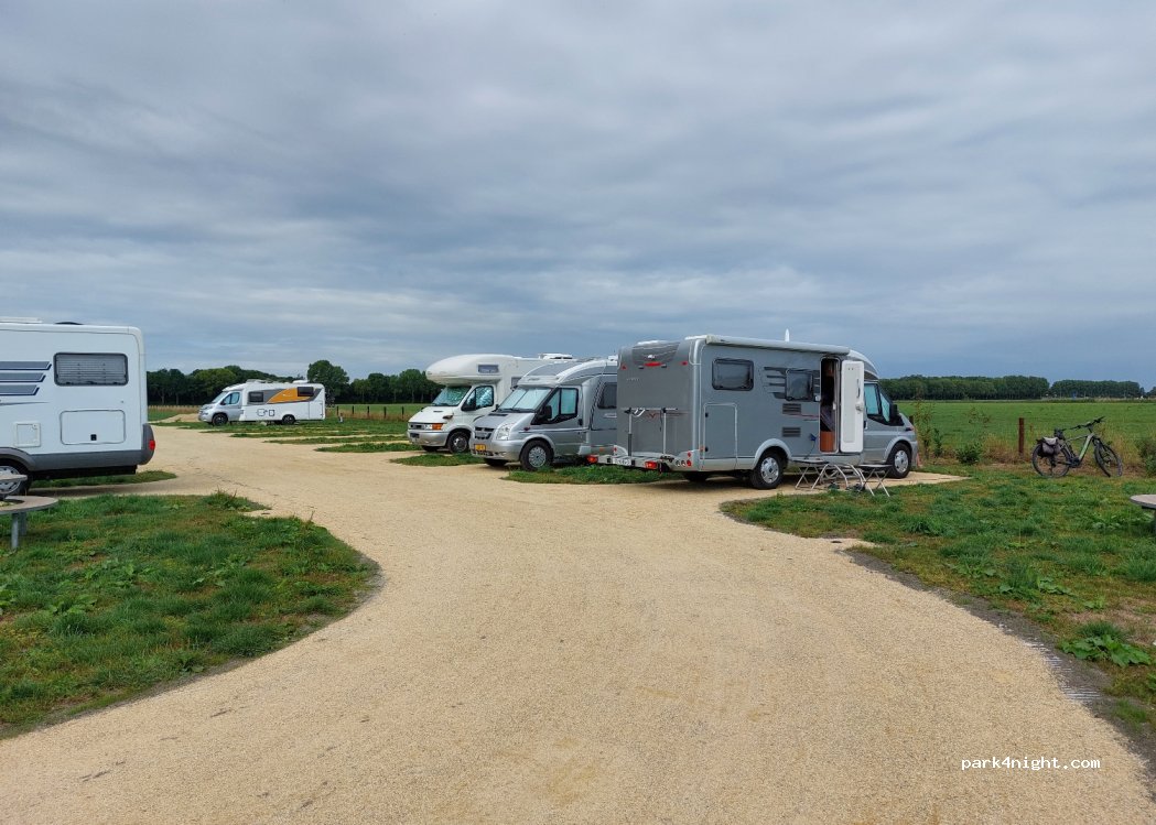 Camperplaats Op de Akkers — foto 2