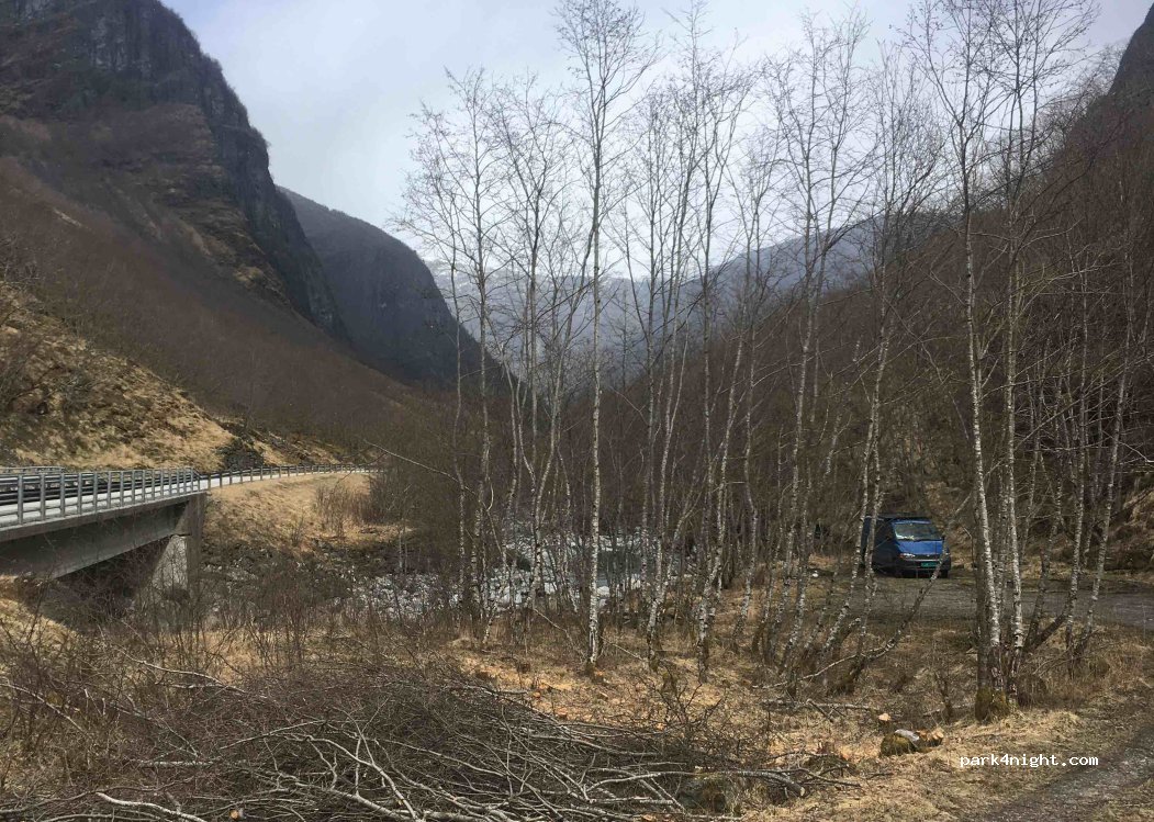 () Undredal - — foto 2