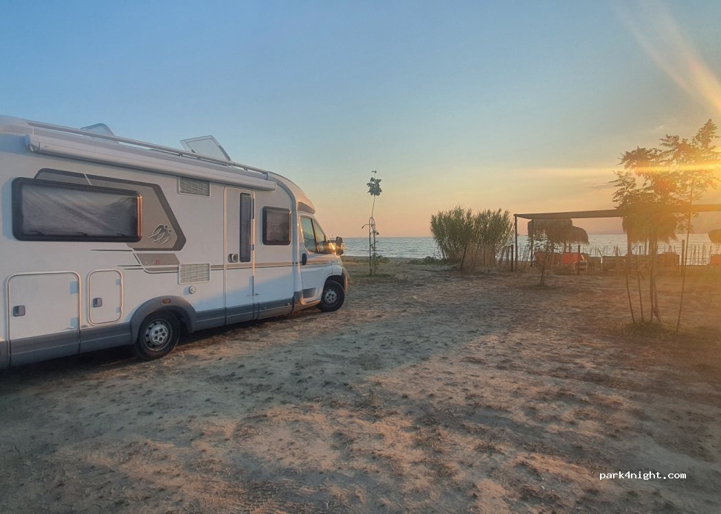 (640 10) Limenas Thassos - Unnamed road — foto