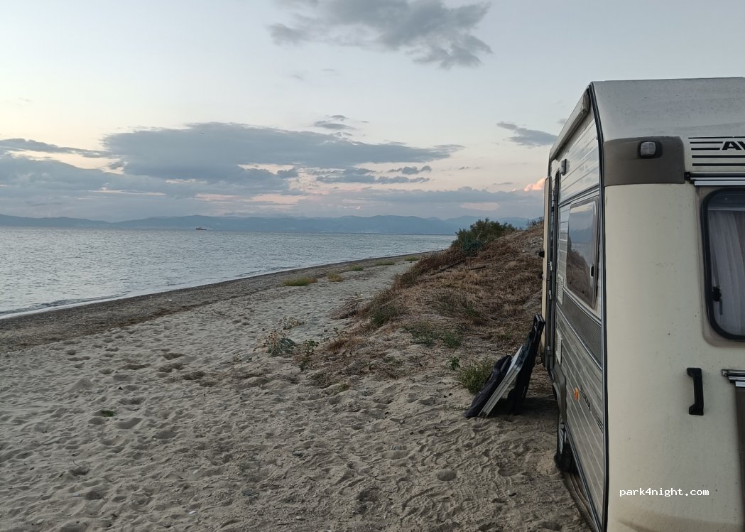 (640 10) Limenas Thassos - Unnamed road — foto 2