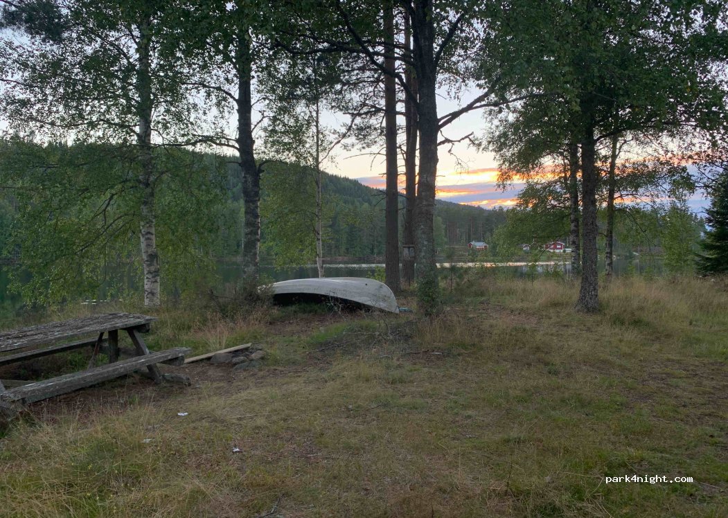 (685 91) Lekvattnet - E16 — foto