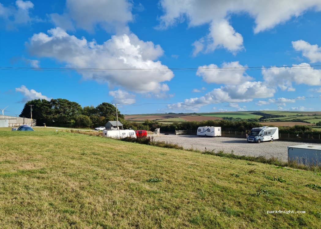 Higher Hawksland Farm Caravan and Camp Site — foto