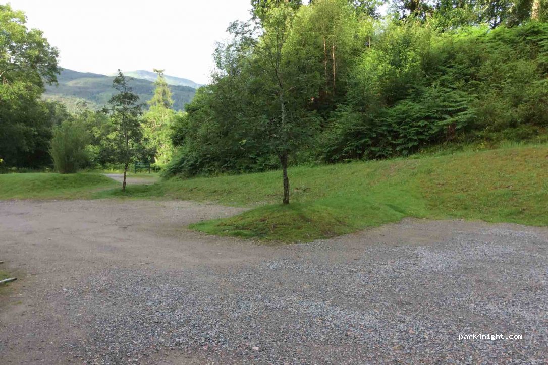 (PH34 4EJ) Spean Bridge - B8005 — foto