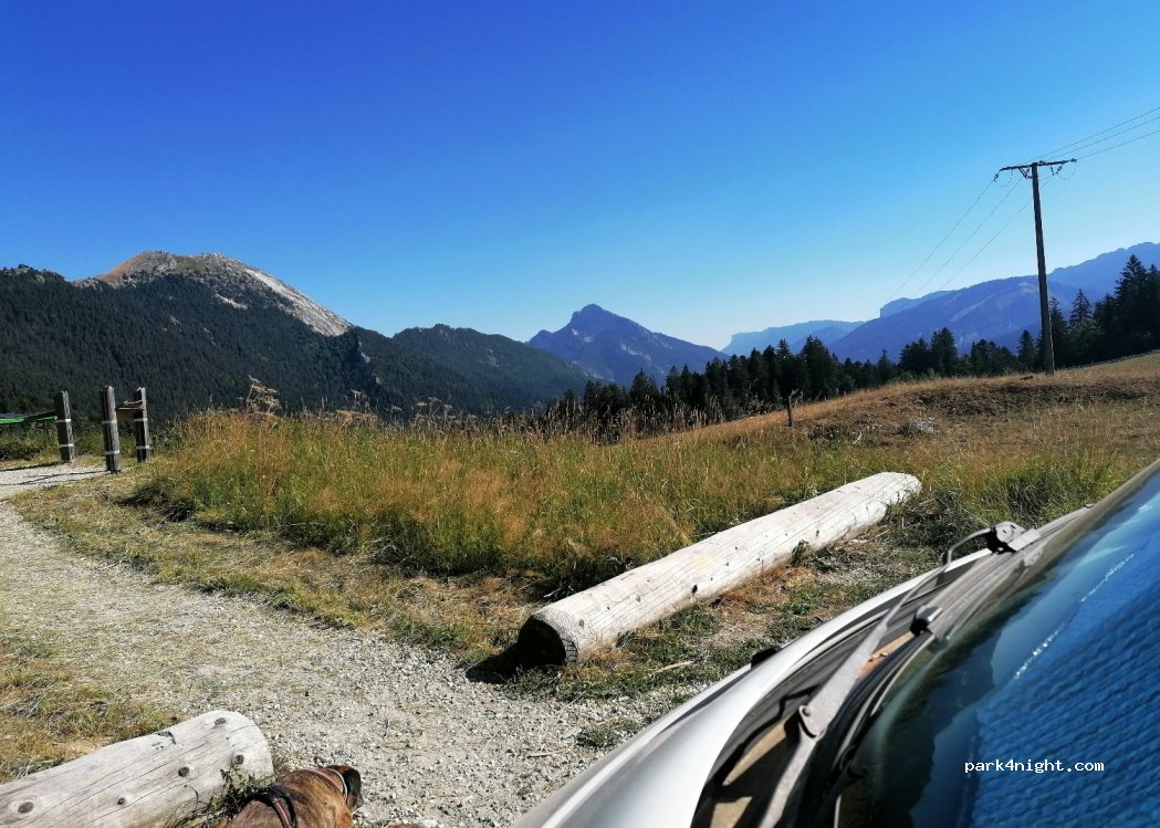 (38700) Sarcenas - 657 Route du Charmant Som — foto
