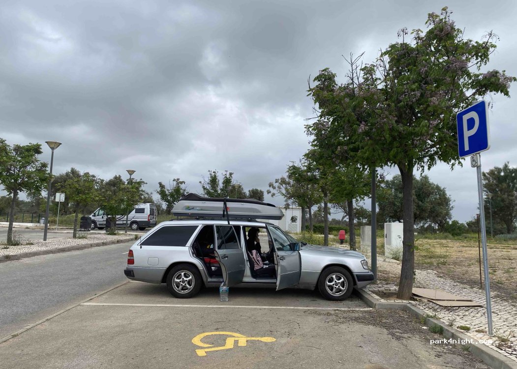 (8800-225) Tavira - R. Beatriz Costa — foto 5