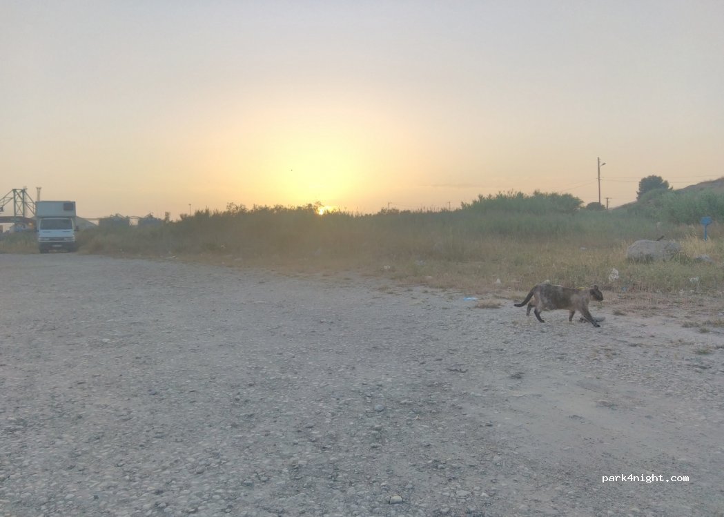 (13500) Martigues - Unnamed road — foto