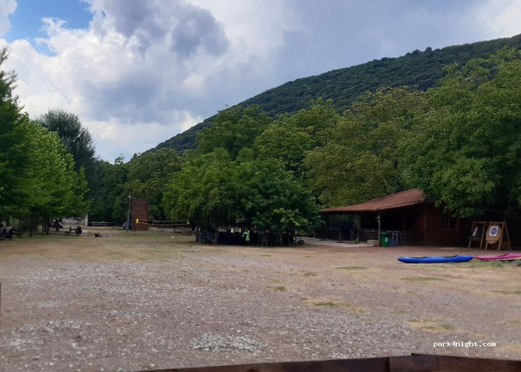 (250 04) Dafni - Unnamed road — foto 2