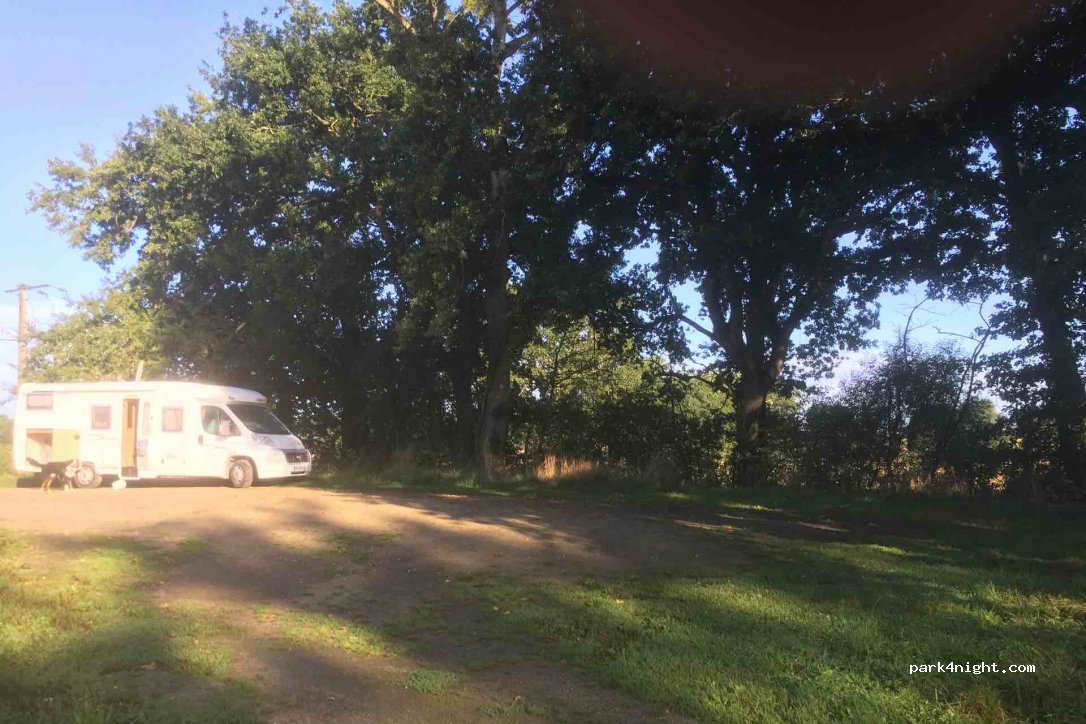 (35250) Chevaigné - Unnamed Road — foto