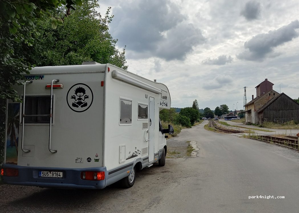 (675 71) Náměšť nad Oslavou - 906 Třebíčská — foto 2