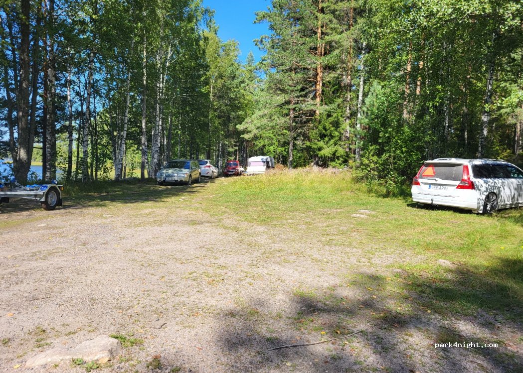 (686 91) Gårdserud - — foto